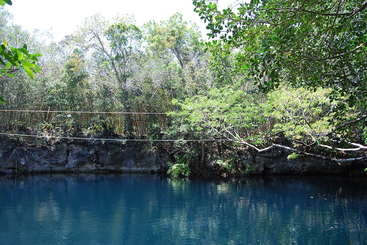 Cenote Angelita