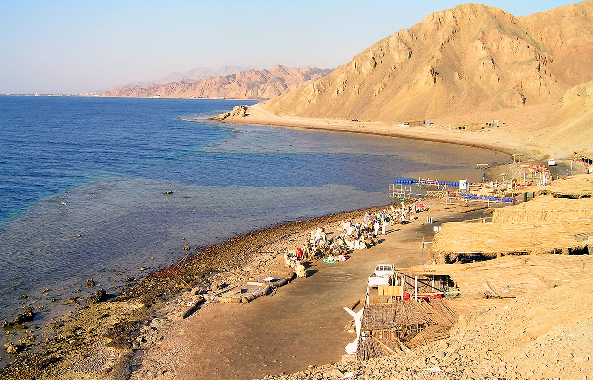 The Blue Hole at Dahab from the shore